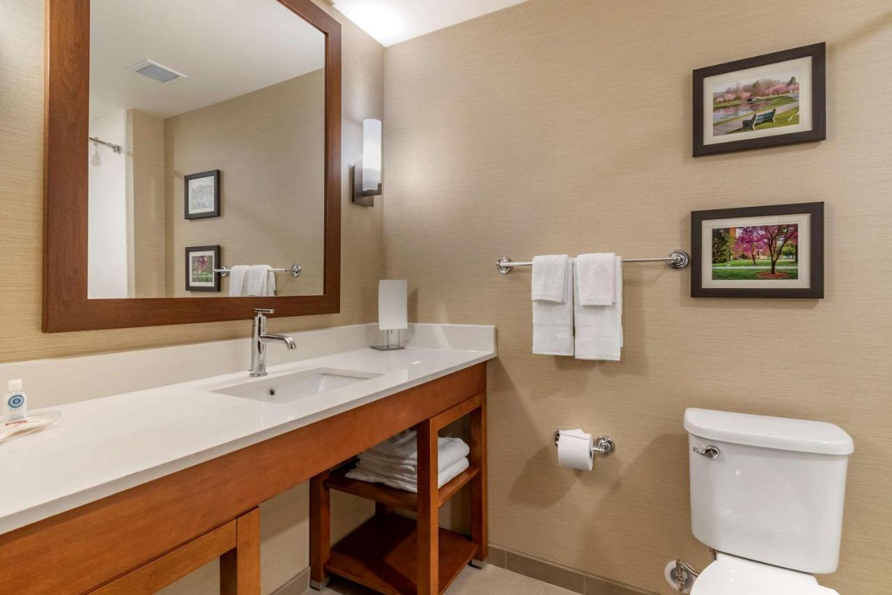 Hotel Comfort Camp Hill-harrisburg West